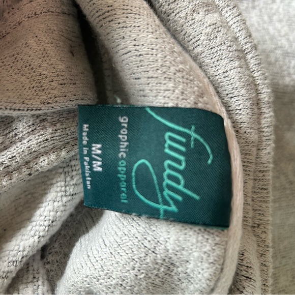 Funny graphic apparel, size M, logo Georgian Bay 1822 - Picture 3 of 3